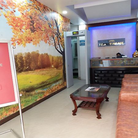 Hotel Perfect Palace Нью-Дели Экстерьер фото